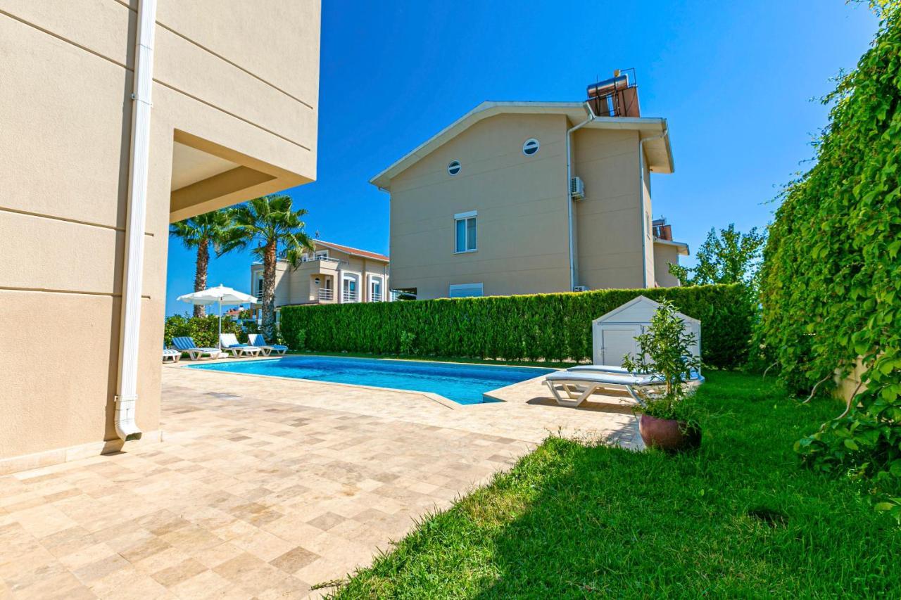 Paradise Town Villa Beltania Belek Exterior foto